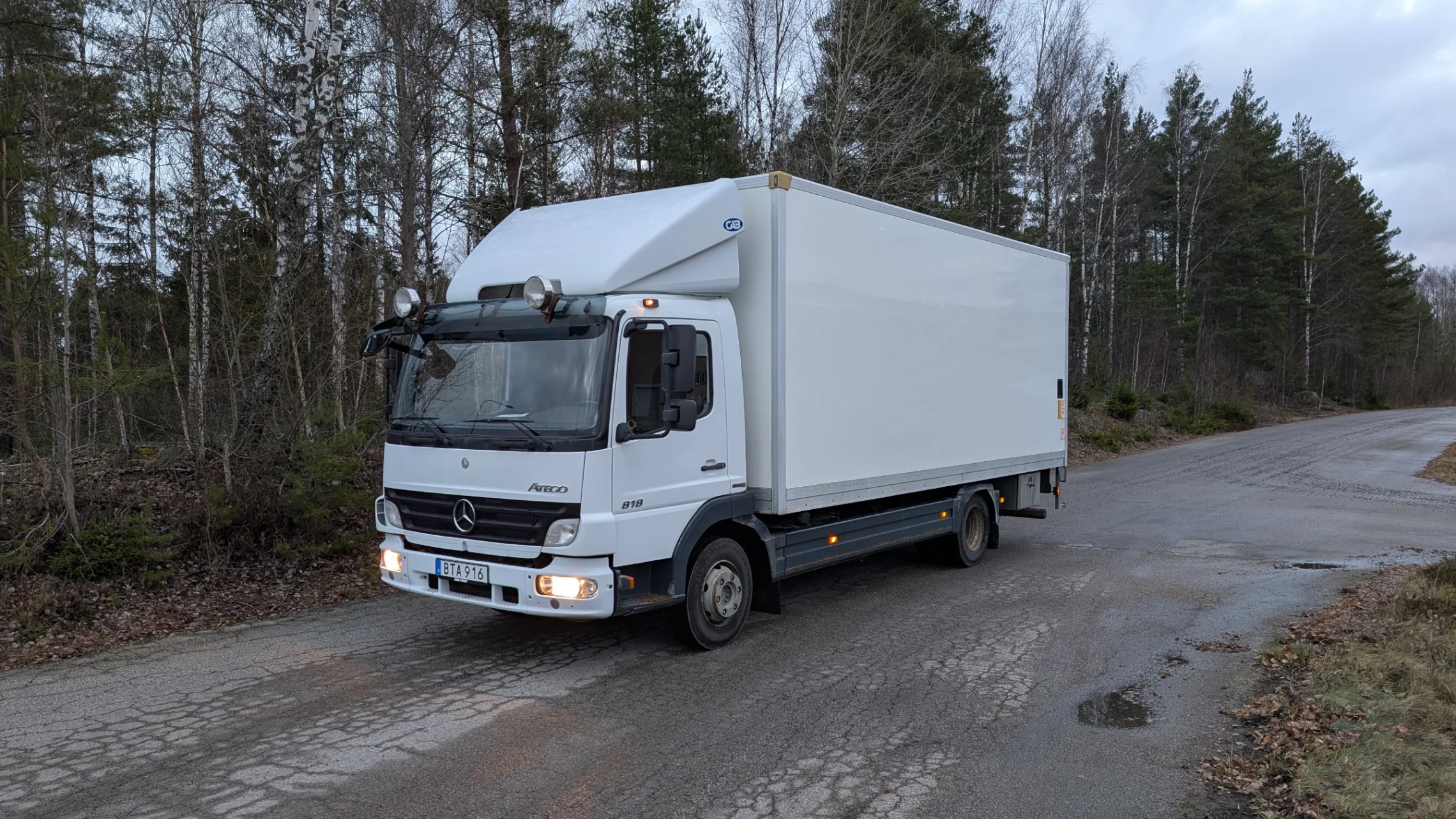 Mercedes Atego skåp med bakgavellyft – bild 1